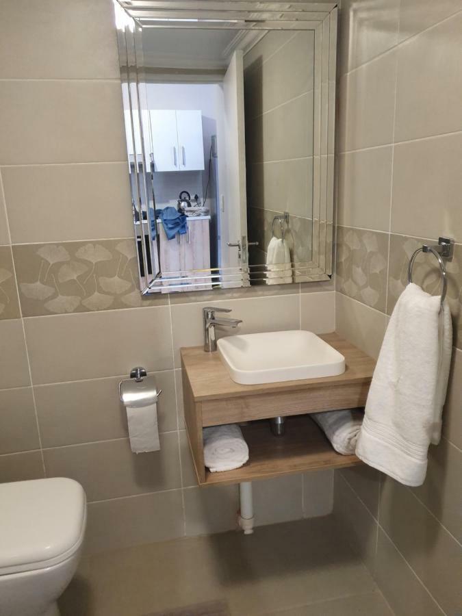 Melville Mews-2- Auckland Park โจฮันเนสเบิร์ก ภายนอก รูปภาพ
